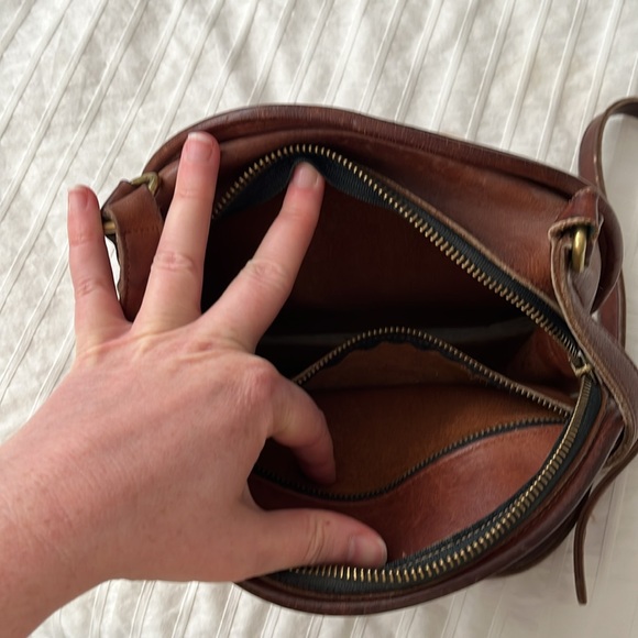 Coach leather round circle bag - Picture 3 of 14